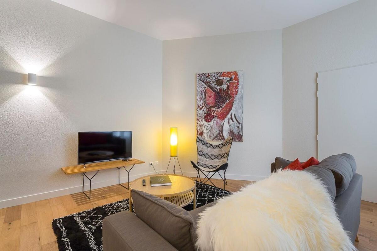 Arbre Sec - T2 - Meuble Tres Calme Apartment Lyon Luaran gambar