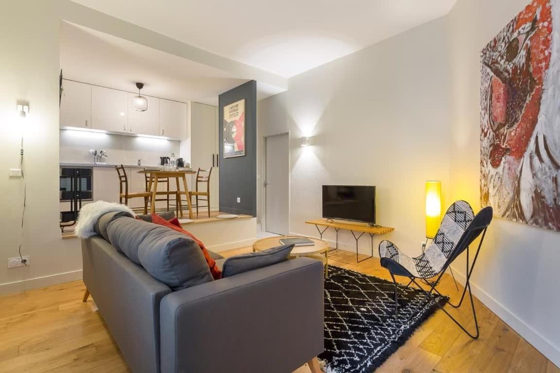 Arbre Sec - T2 - Meuble Tres Calme Apartment Lyon Luaran gambar